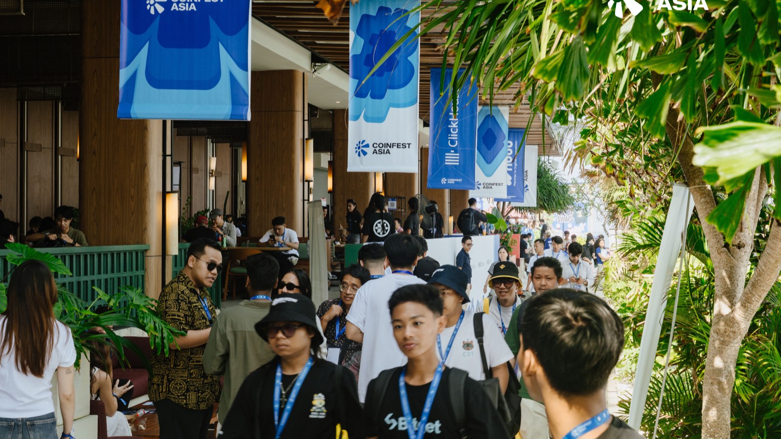 Coinfest Asia 2026 - 10,000 people on Melasti Beach, Bali - WenAltSeason